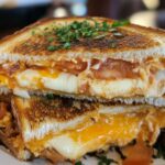 Grilled Cheese and Tomato Soup – The Ultimate Comfort Combo