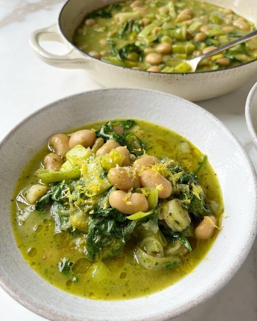 Chickpea and Black Cabbage Soup