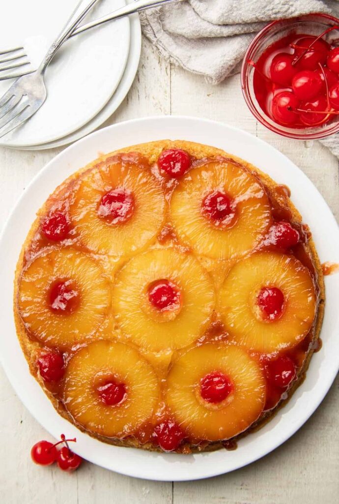 Caramel and pineapple upside-down cake! A sweet surprise that wins everyone over