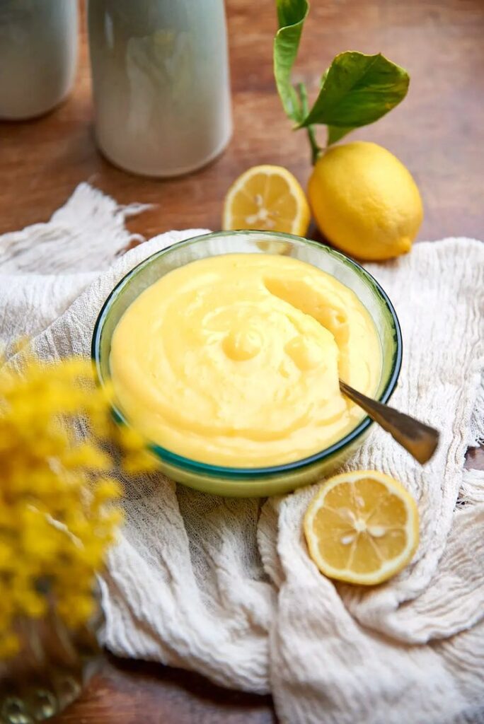 Eggless Lemon Cream