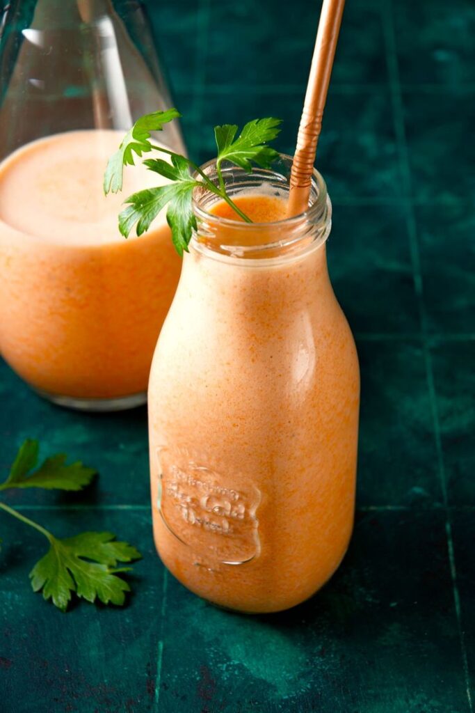 Carrot and Pineapple Energizing Smoothie