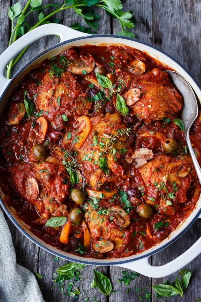 Chicken Cacciatore: a Classic to Enjoy!