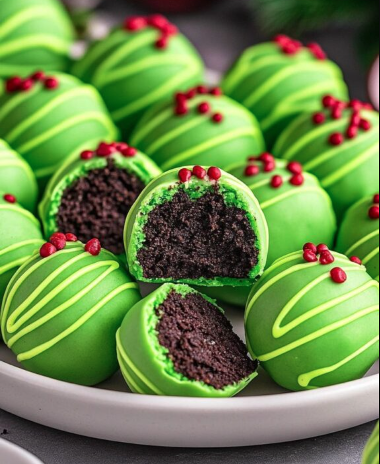 Grinch Oreo Balls – Festive, Minty, and Packed with Holiday Cheer!