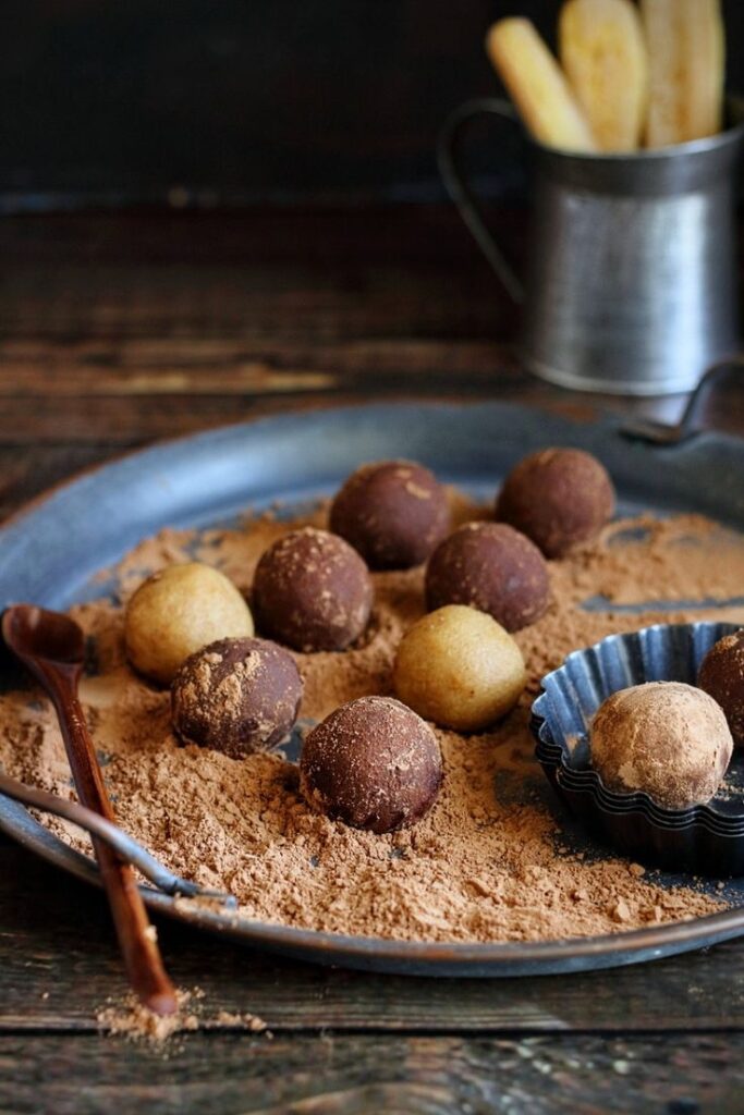 Truffles with Savoiardi, Coffee and Mascarpone