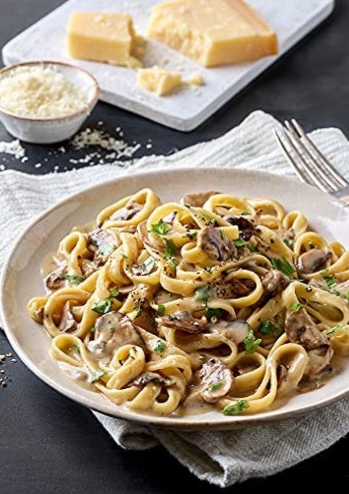 Tagliatelle with Parmesan Cream and Porcini Mushrooms