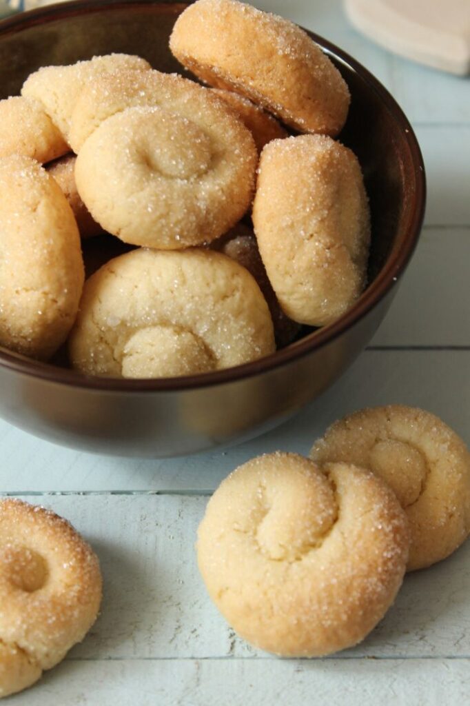 Soft and Fragrant Soaking Biscuits