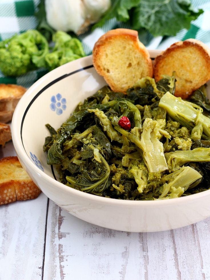“Nfucate” or drowned turnips, a typical Salento recipe