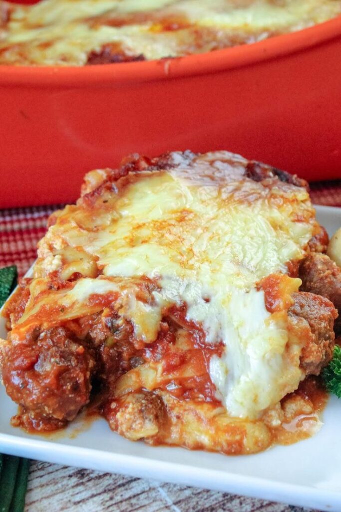 Baked Lasagna with Meatballs: Easy Recipe