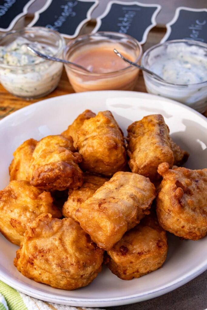 Fried cod bites in lemon tempura