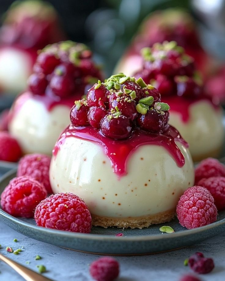Raspberry and pistachio cheesecake domes recipe