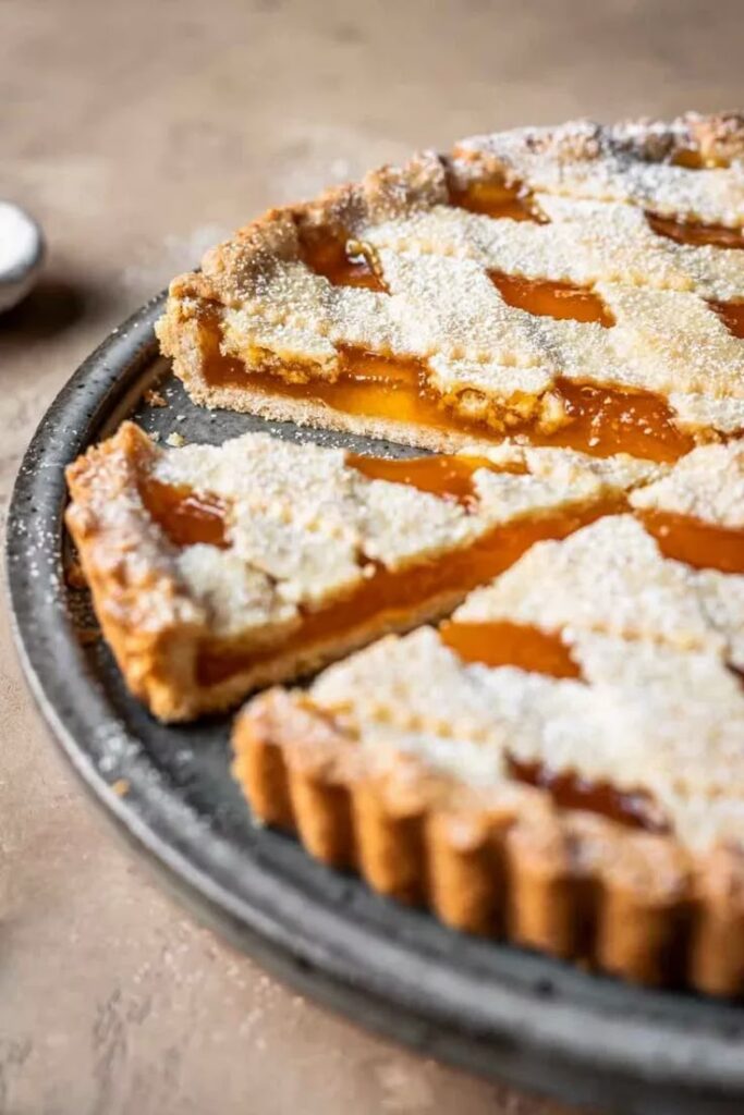 Tart with apricot jam
