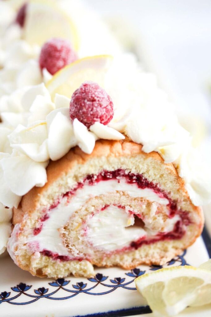 Mascarpone and Raspberry Log: A Sweet Gourmet Journey