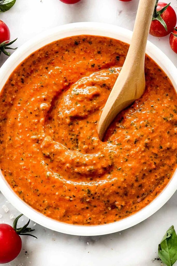 Fresh cherry tomato and almond pesto: easy and tasty recipe