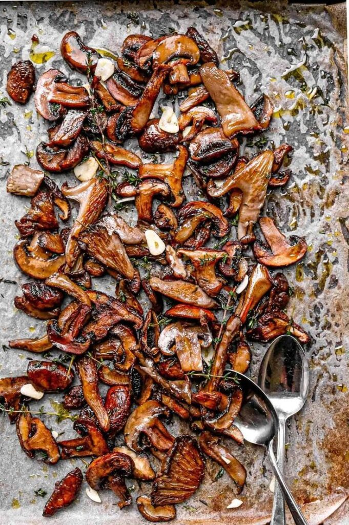 Baked Cardoncelli Mushrooms Gratinated