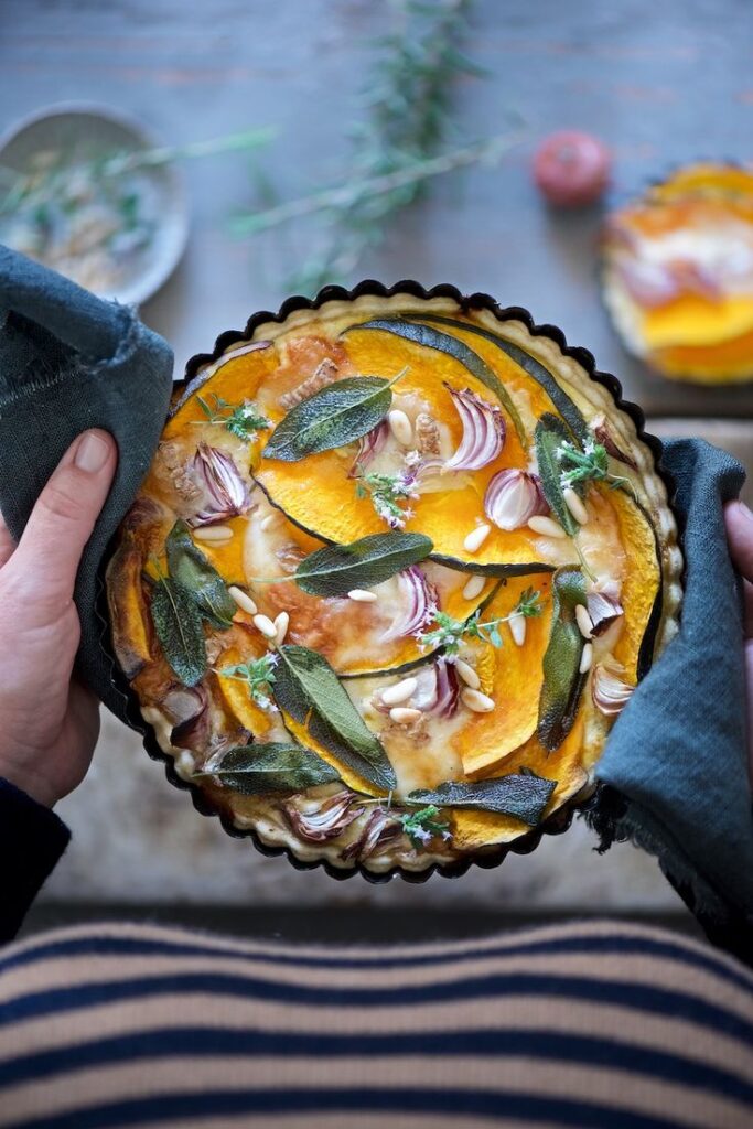 TORTA SALATA DI ZUCCA Perfect as antipasto, served to everyone in the family! Salva la ricetta