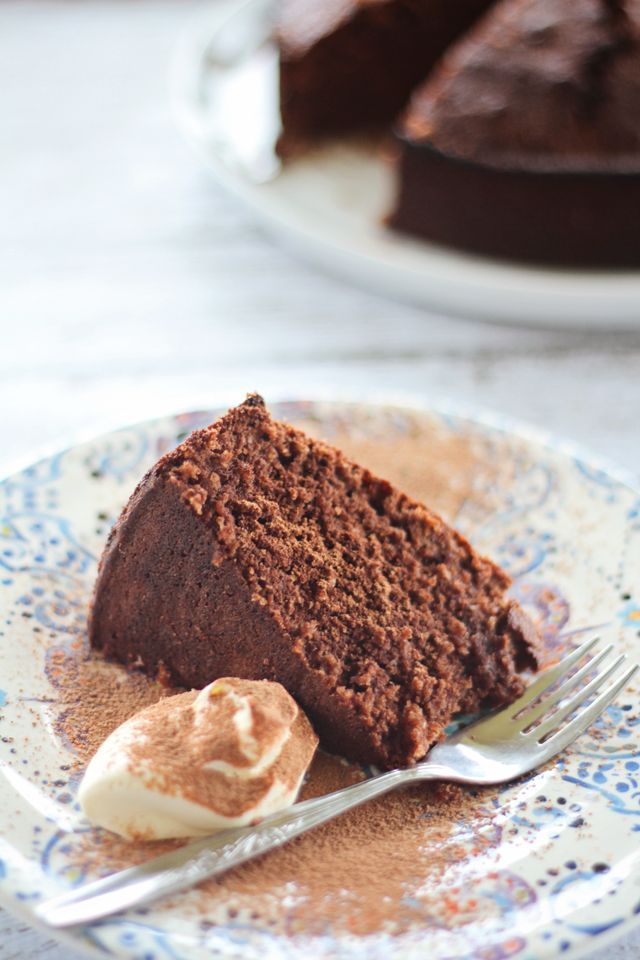 Quick melted chocolate cake