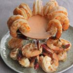 Discover the secret of shrimp cocktail in pink sauce!