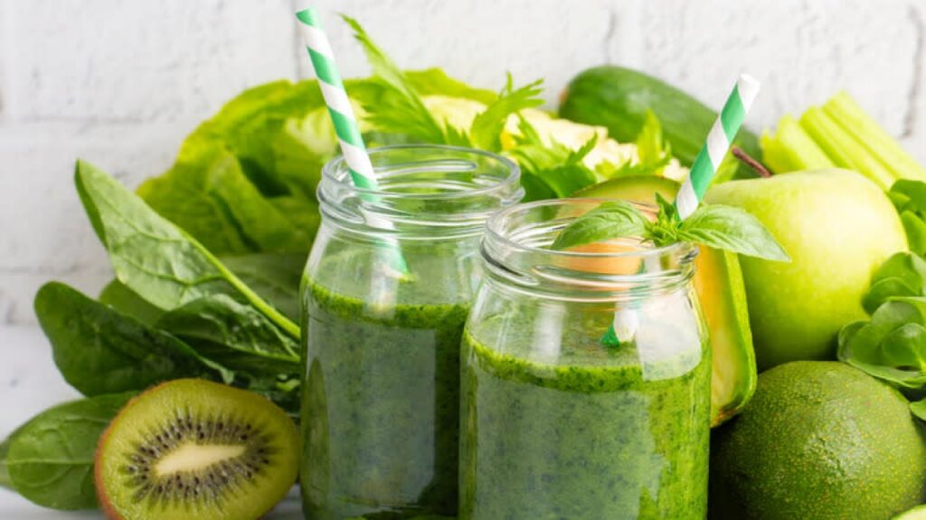 Revitalize Your Strength Naturally: The Ultimate Vitality Smoothie for Men