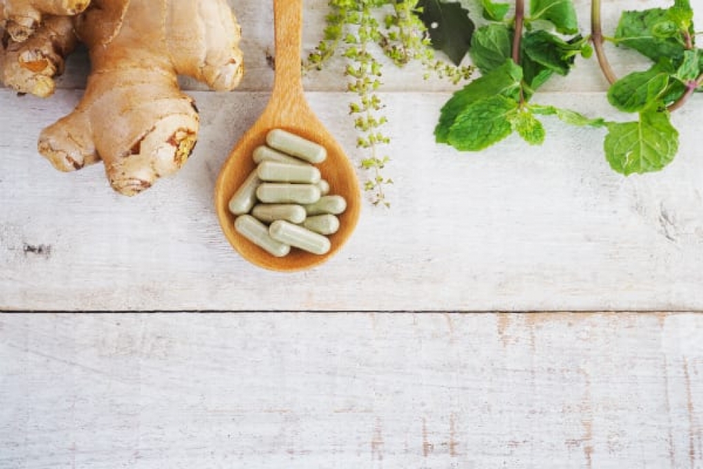 5 Powerful Leaves to Naturally Support Eye Health