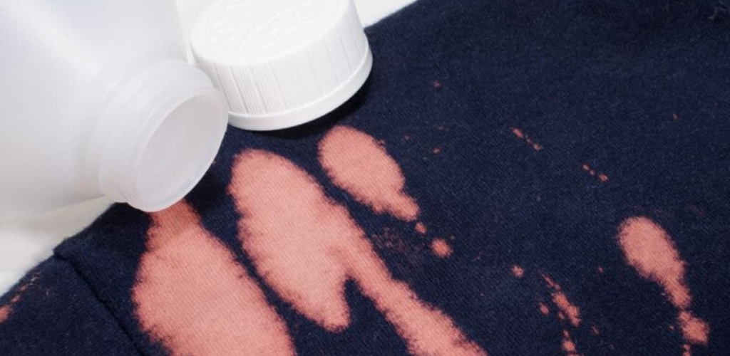 2 Tricks to Remove Bleach Stains from Clothes
