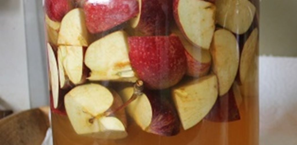 How to make homemade apple cider vinegar,