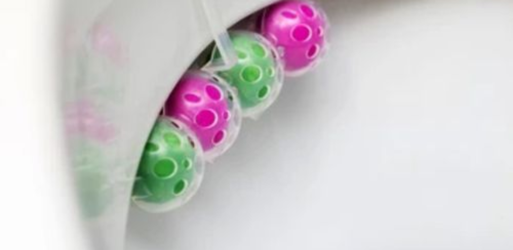 I no longer buy toilet balls, I make them myself in 5 minutes. I SAVE A LOT OF MONEY