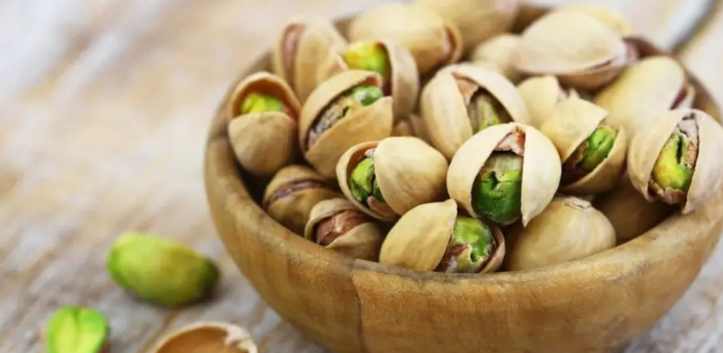Sprouting pistachios from the supermarket is possible! Here’s how to get a pistachio tree at home.